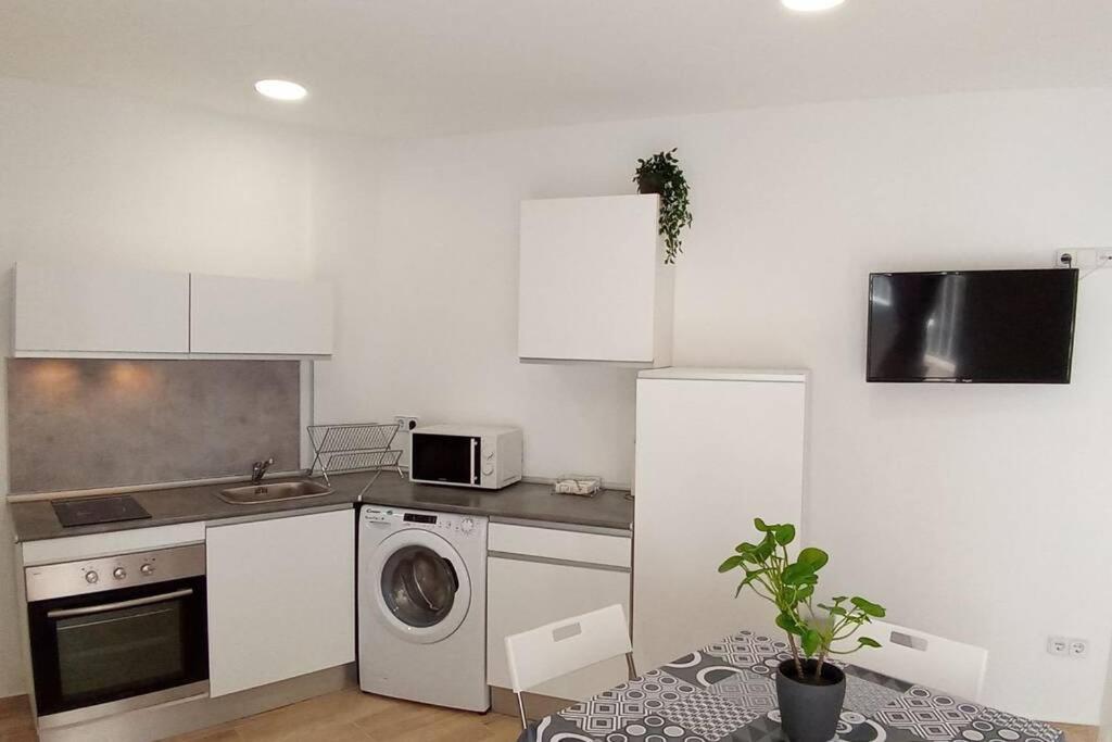 Apartamentos En Alameda Junto Al Corte Ingles Cartagena Eksteriør billede